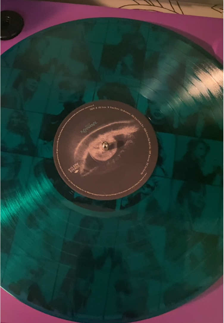 @Amber || Vinyl Collector❤️🔥