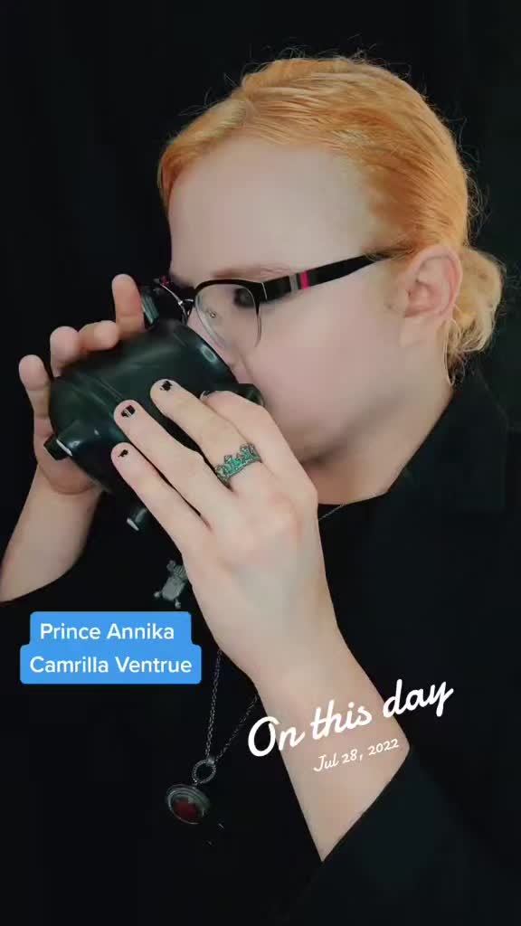 @April B. 🍉🏳️&zwj;🌈🧿 ✝️ 🌹✊️
