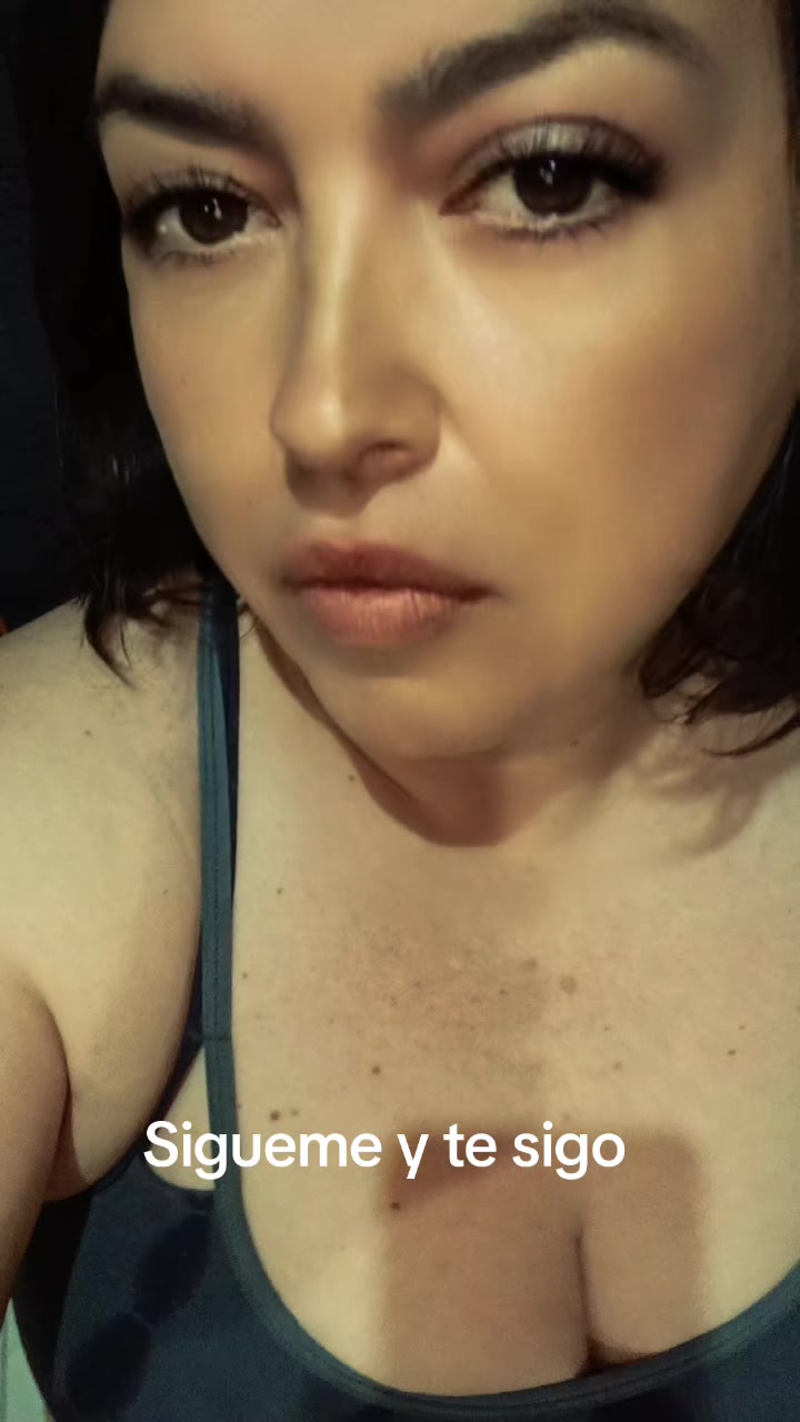 @lingerysexychic2