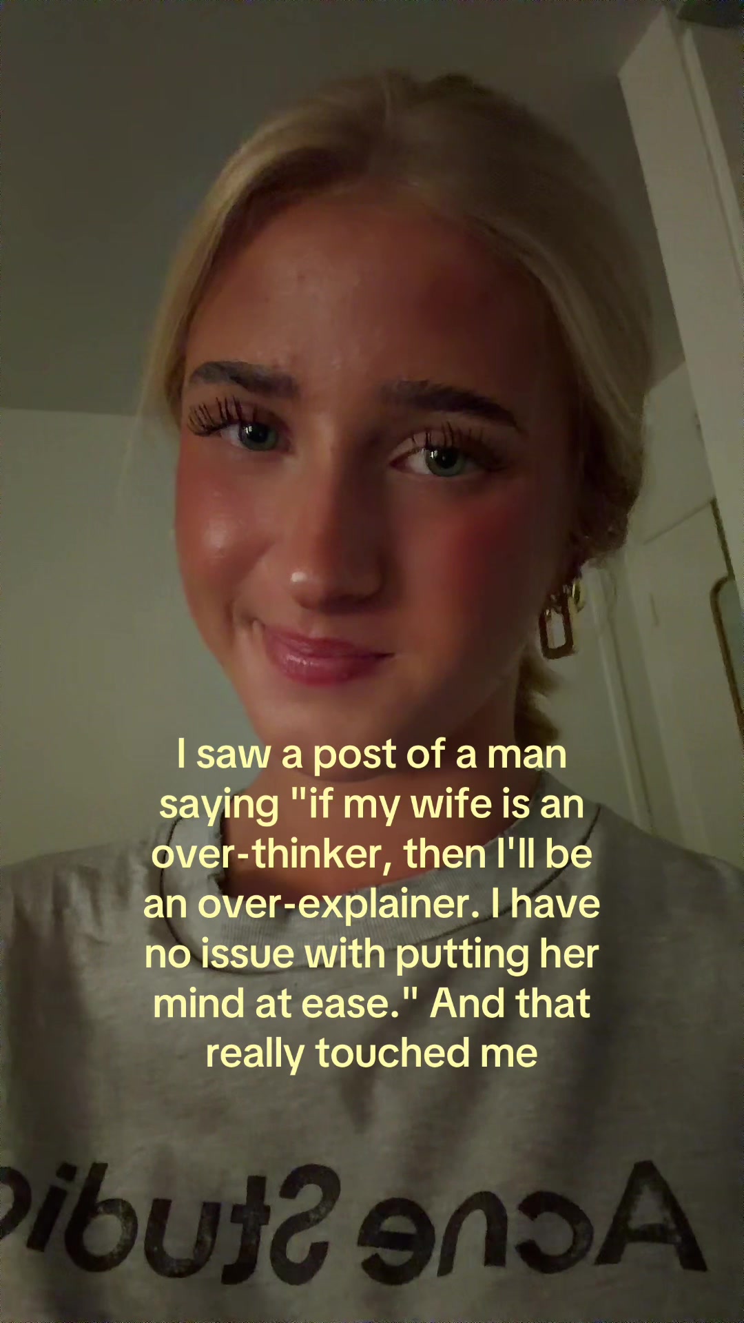 @theelliebarker