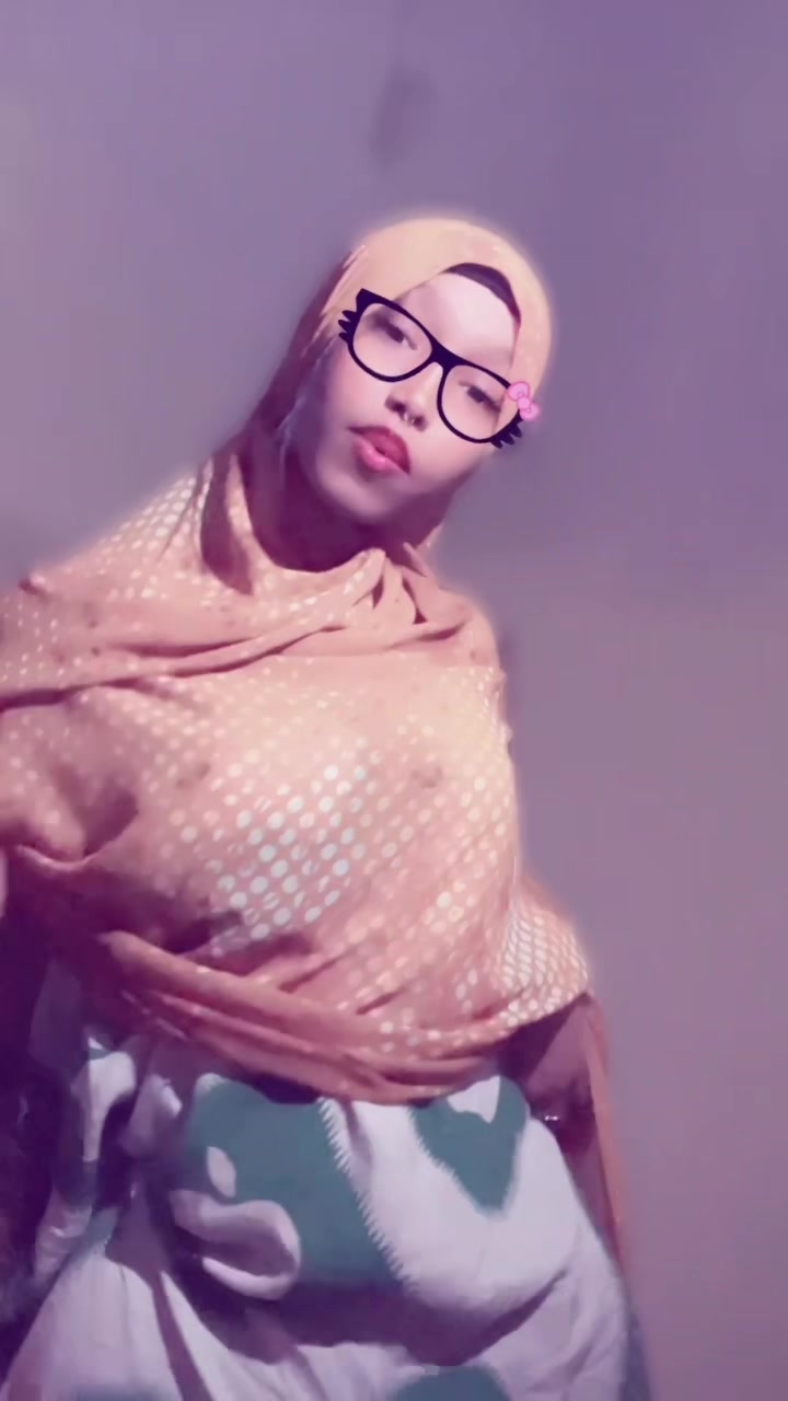 @HAYAT ᥫ᭡ 🍵🐆