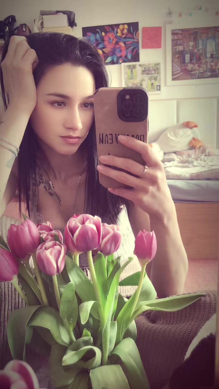 @Yulia Oleynik