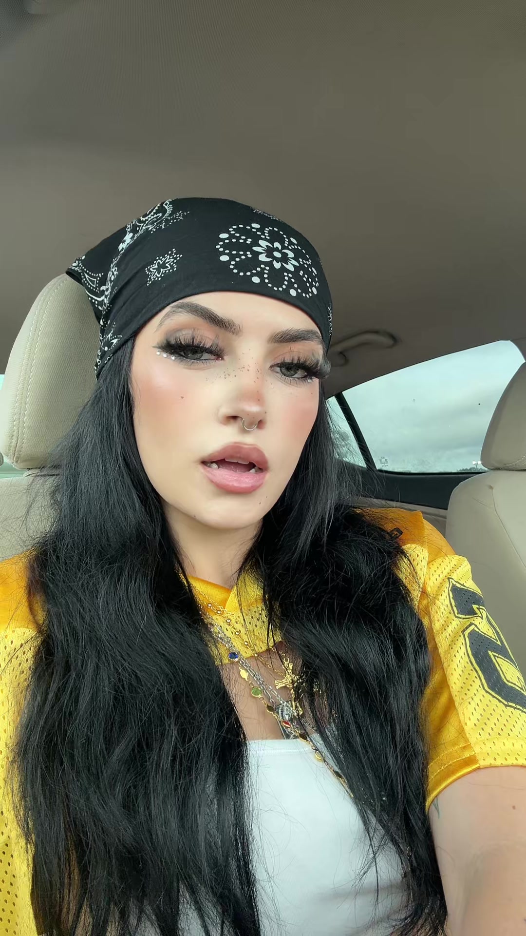 @lilliezworld