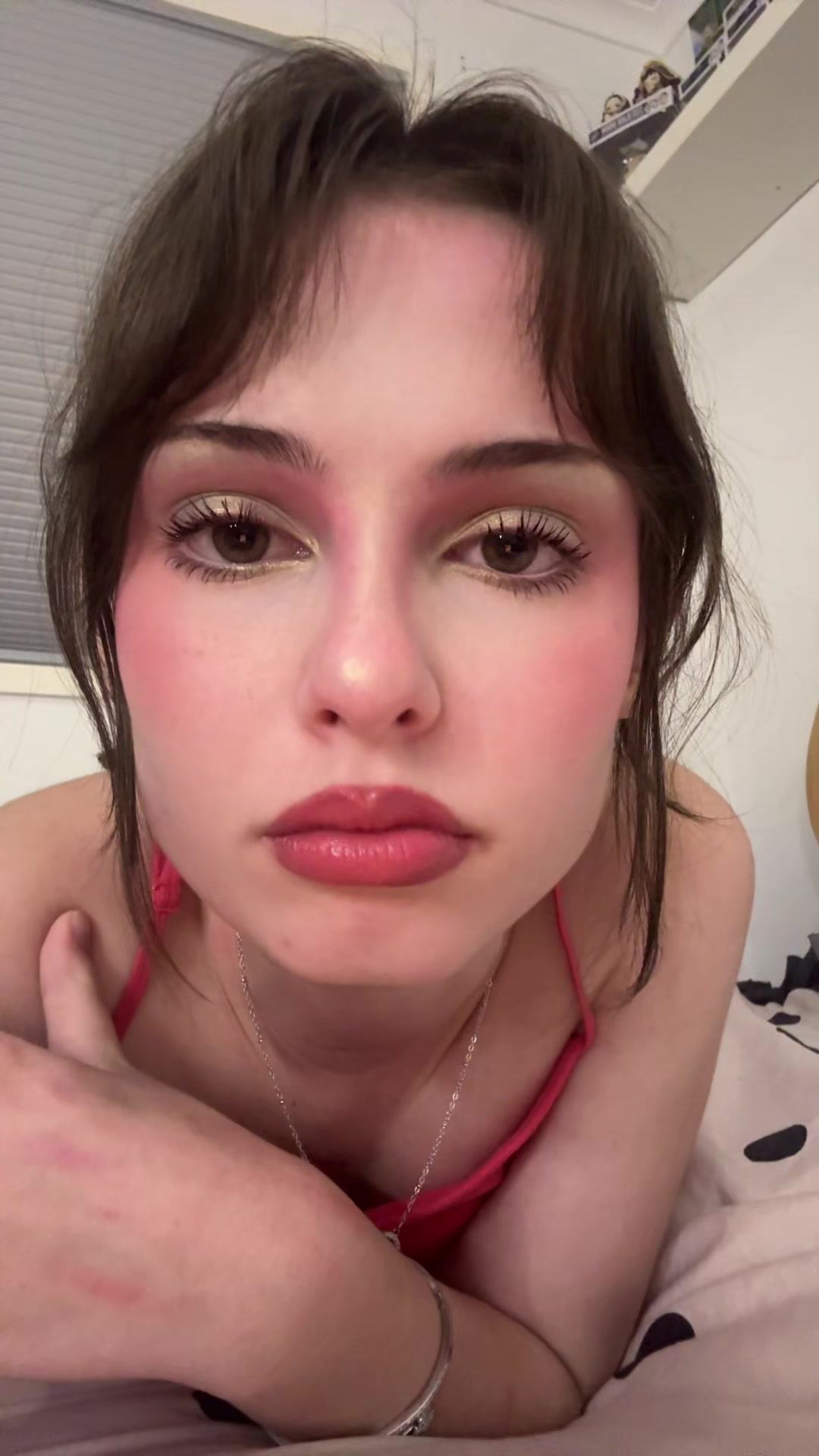 @bella❦