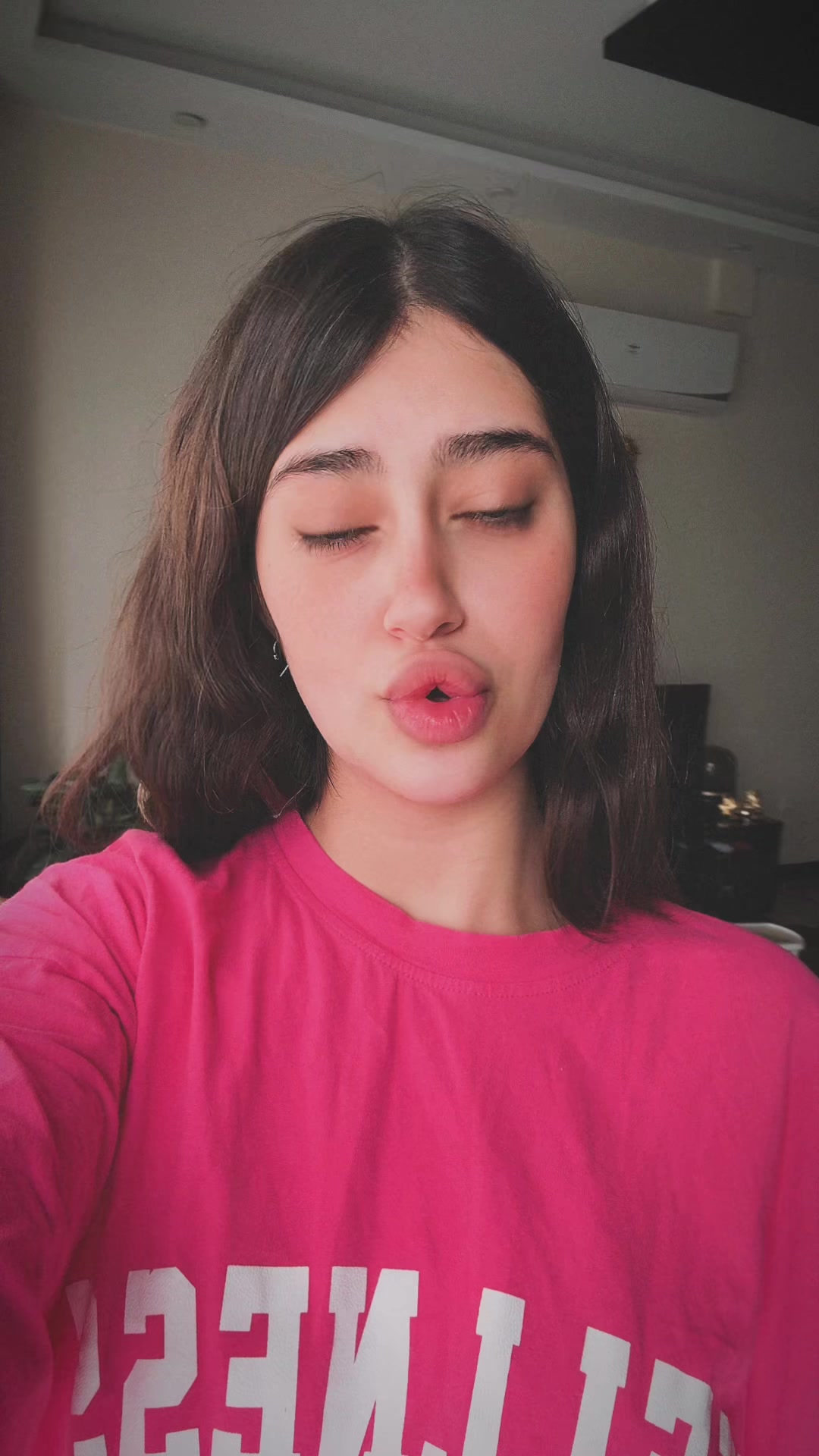 @kiana.nt