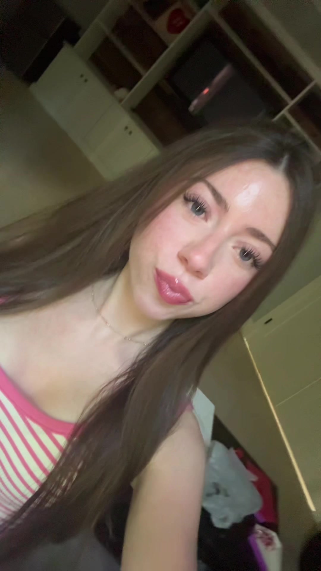 @avry555
