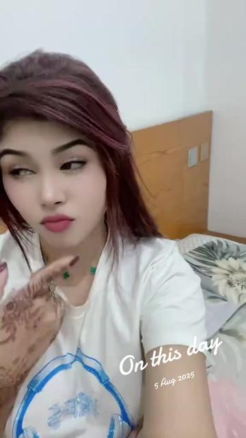 @Hira_10