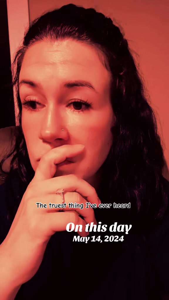 @✞🤠Christina🎸✞