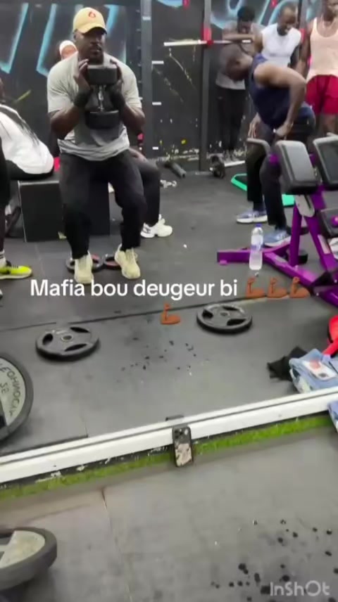 @Momo