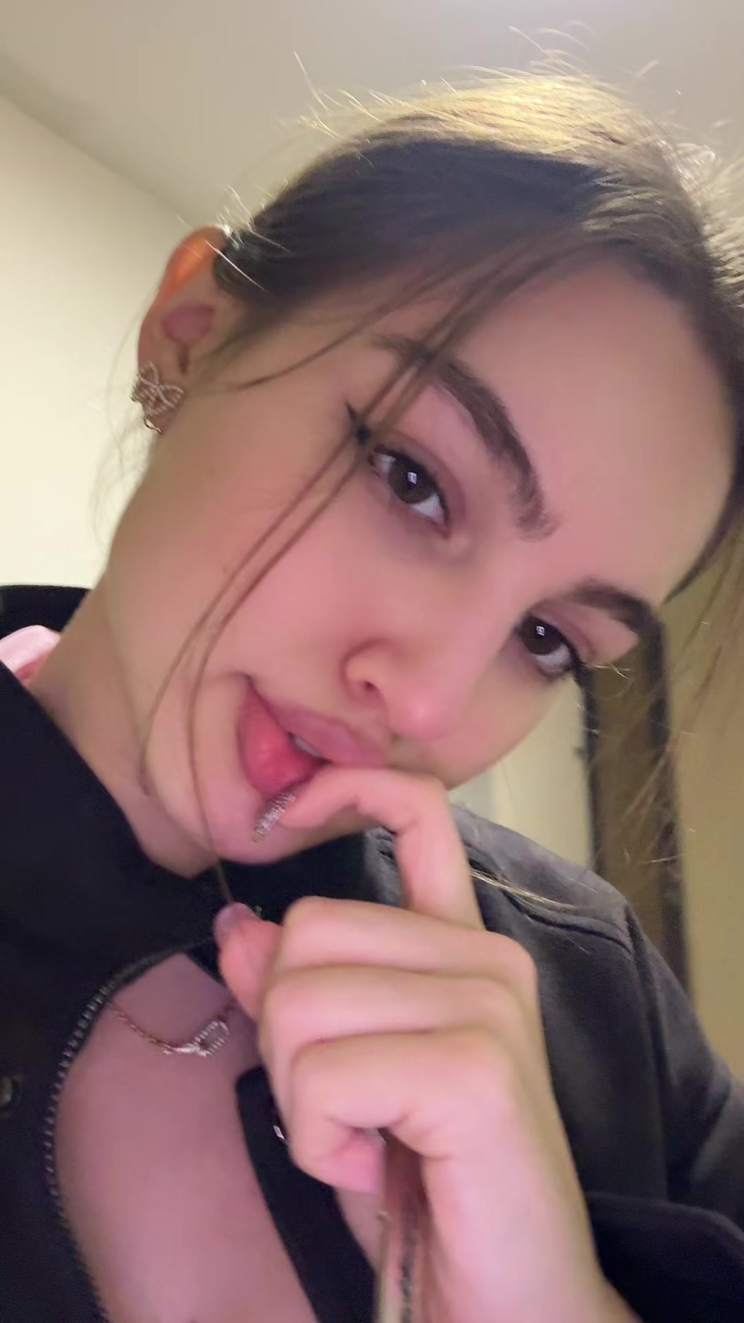 @arianaaaaaaaaa_a