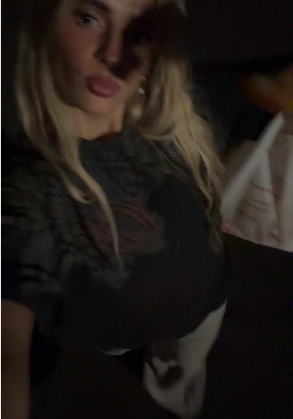 @Hotline.Blinggg