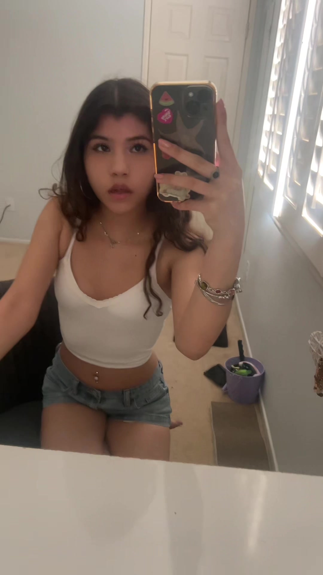 @Ava 7\