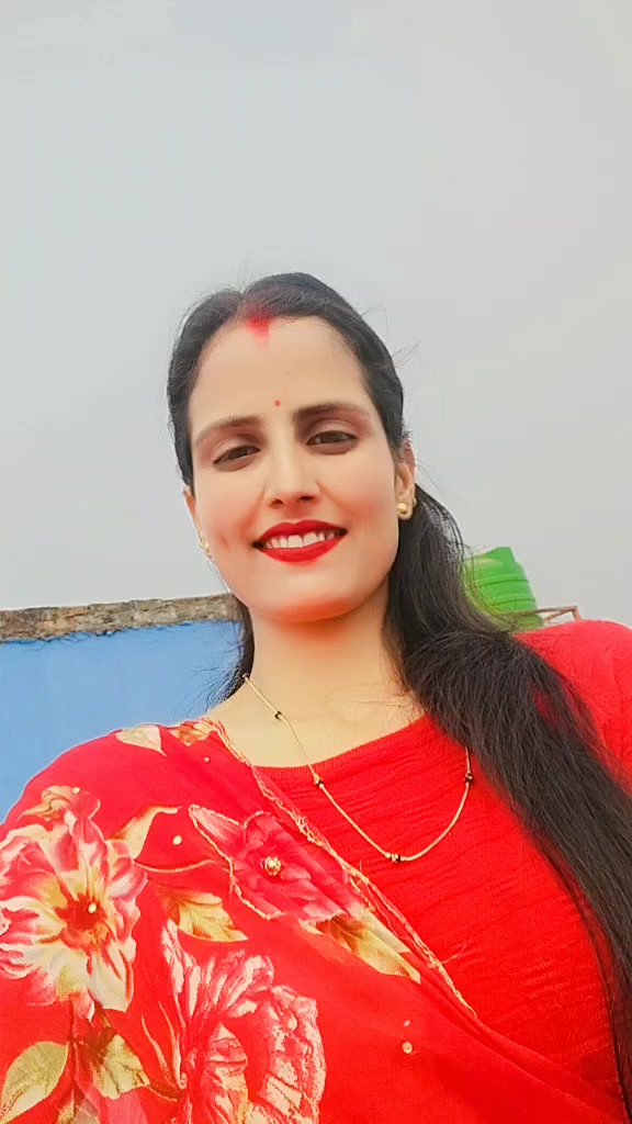@DiMpLe QuEeN..❤️👰