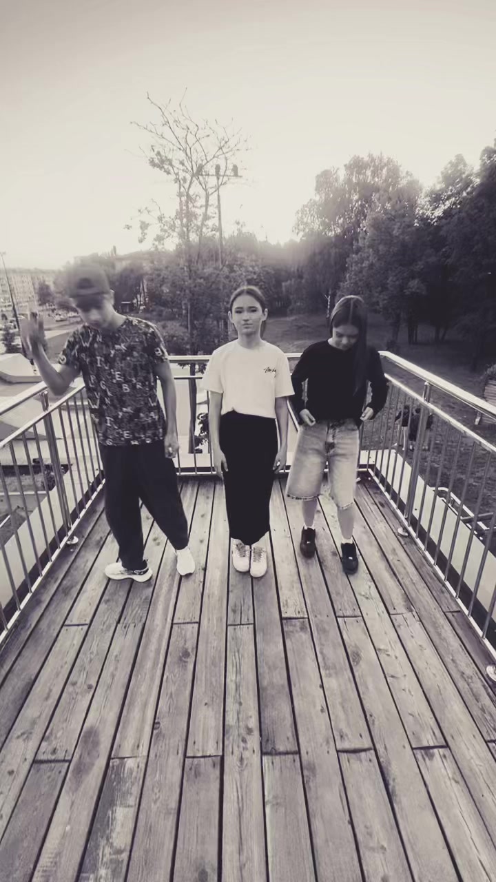 @тляшева