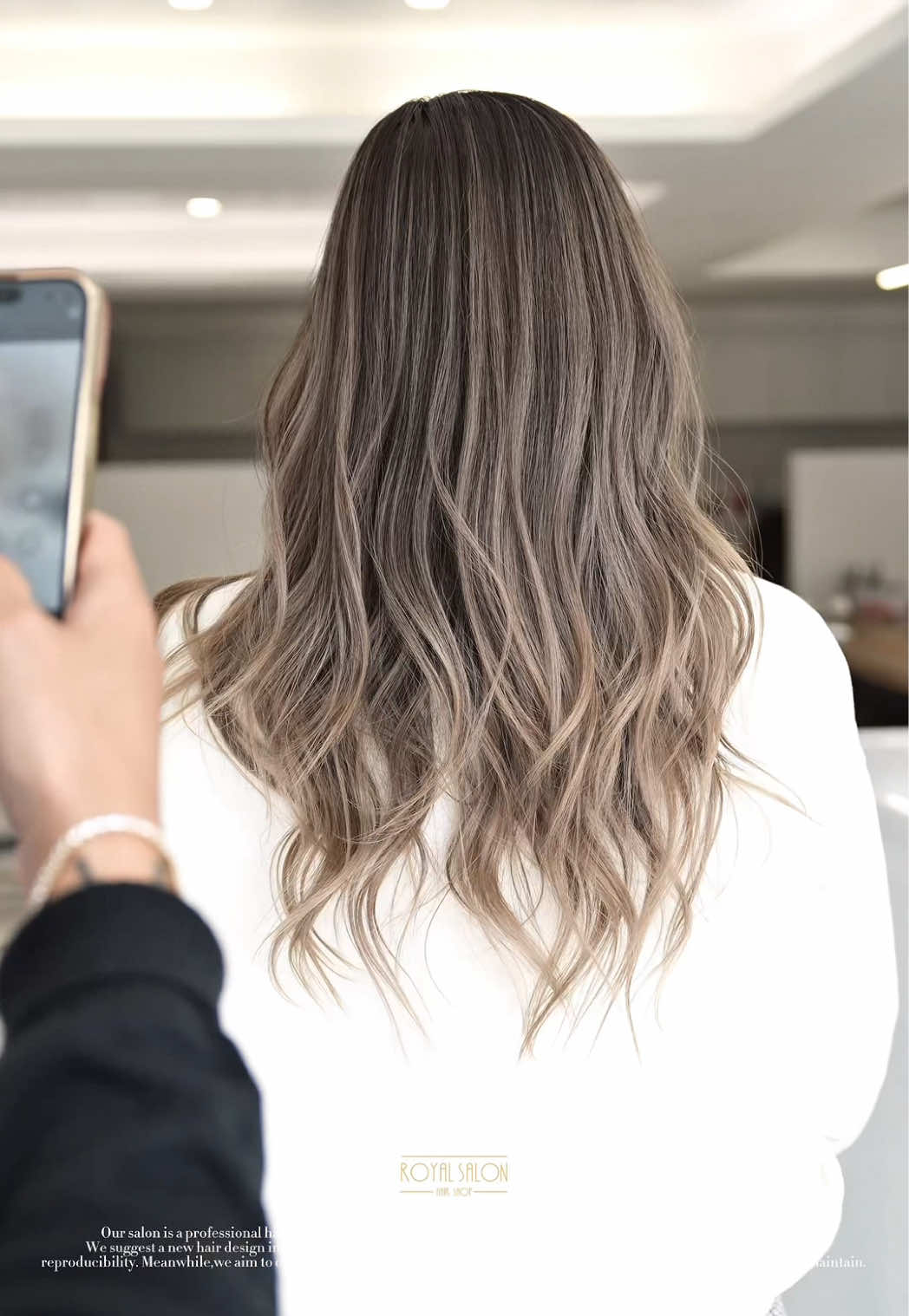 @ROYALSALON