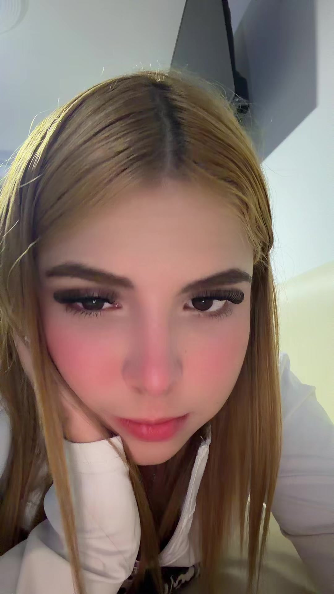 @Chris 👸🏼
