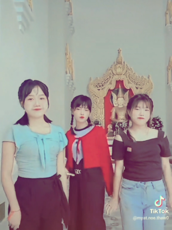 @ei.phyu😘🤪🤪🥰
