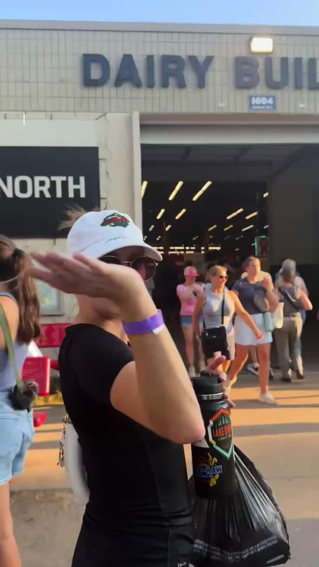 @Marissavoss