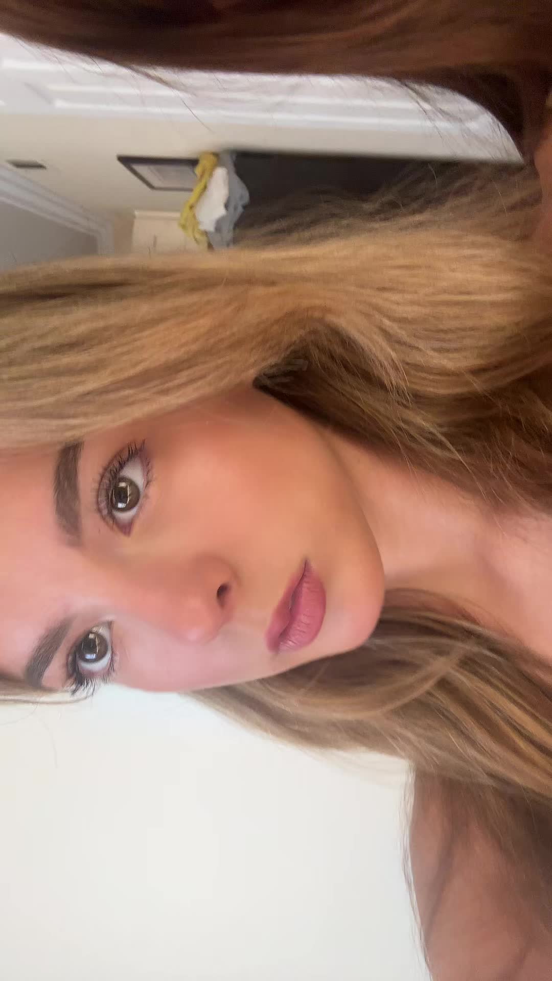 @buttcheeksjiggleee