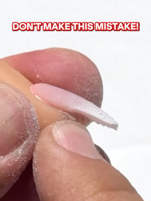 @Young Nails