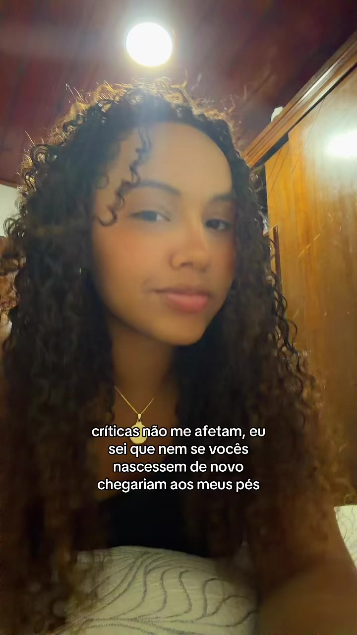 @Júlia Pierre 💋