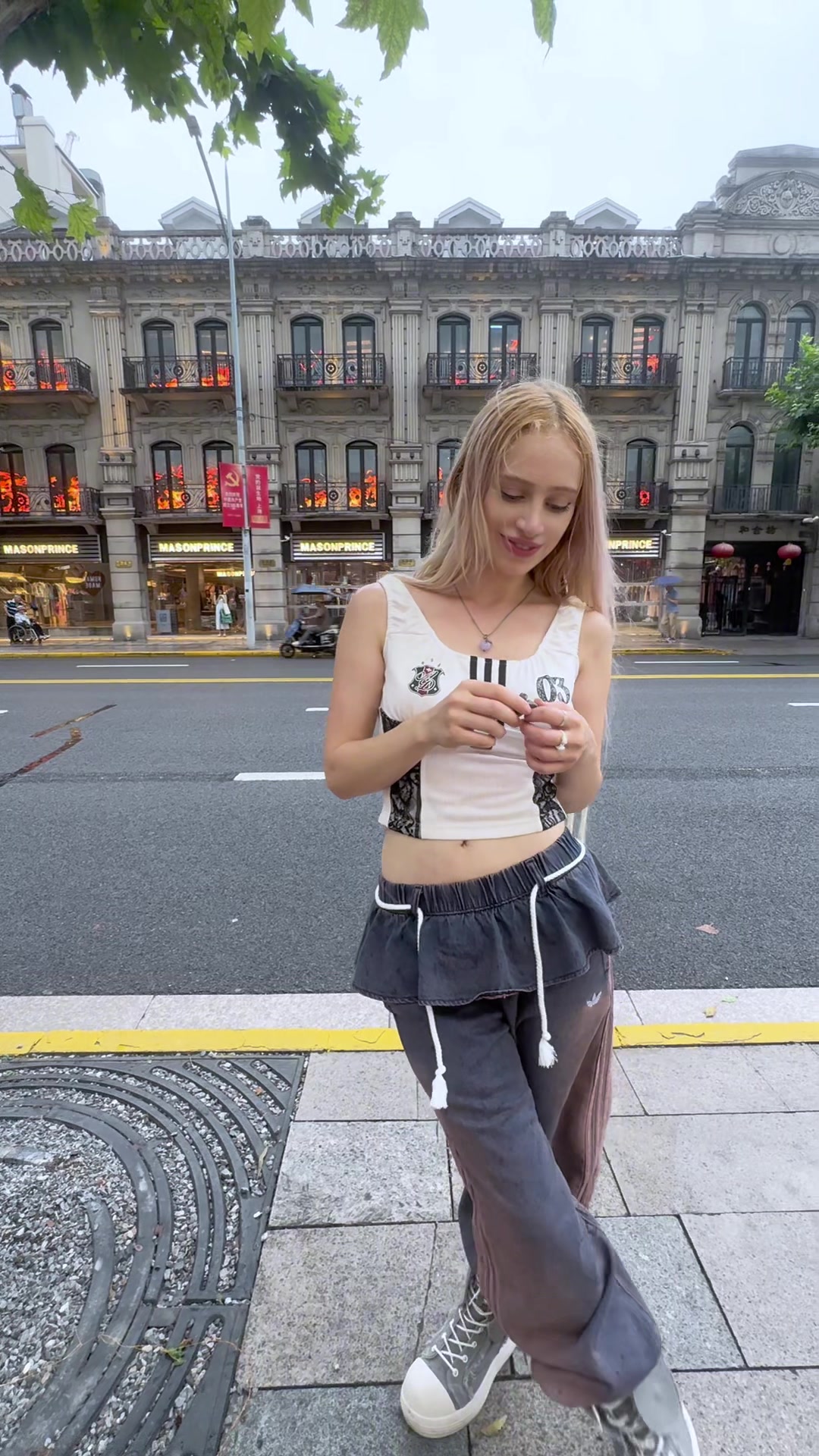 @LoLiBela