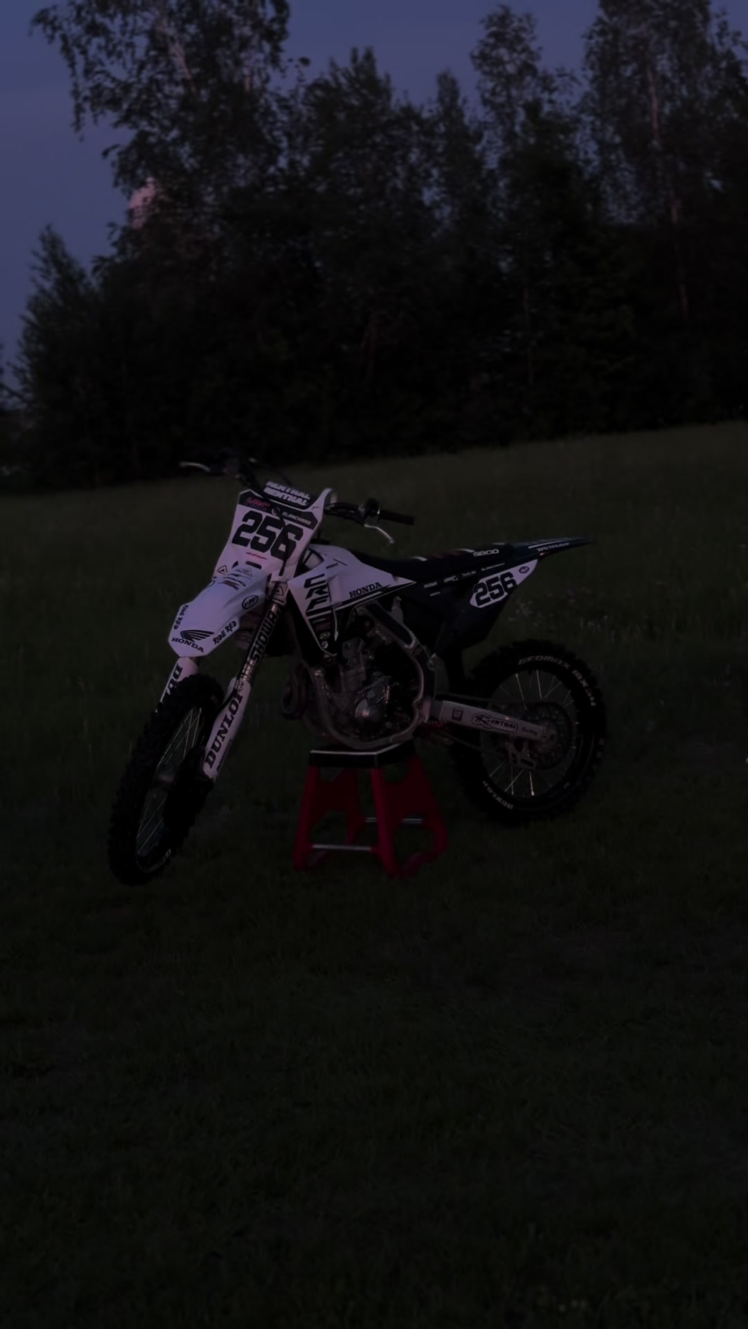 @emile_250r👑