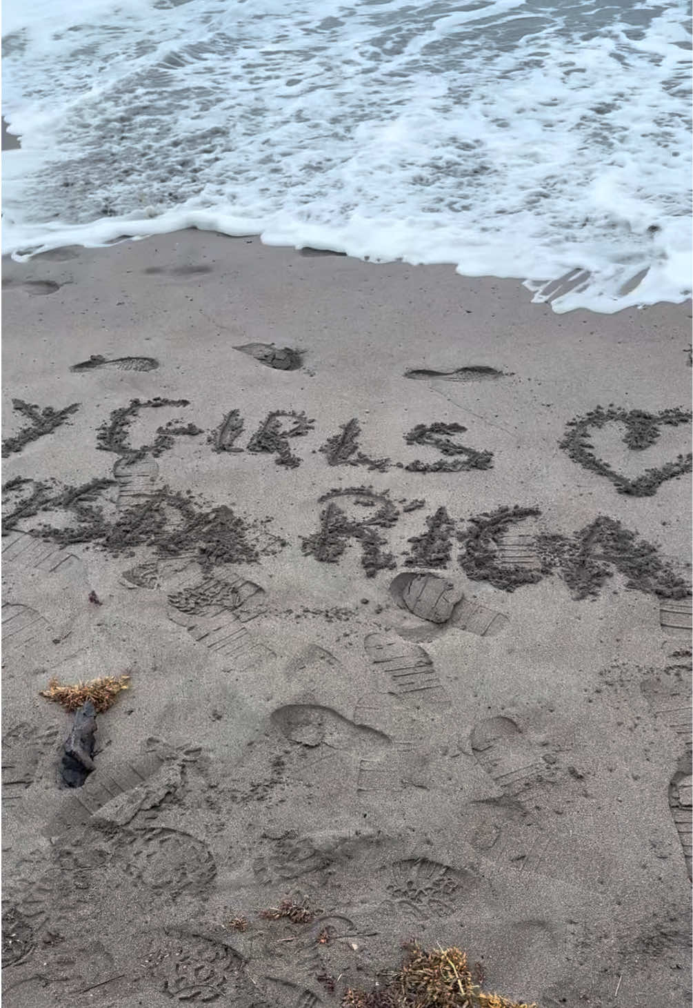 @Chixms
