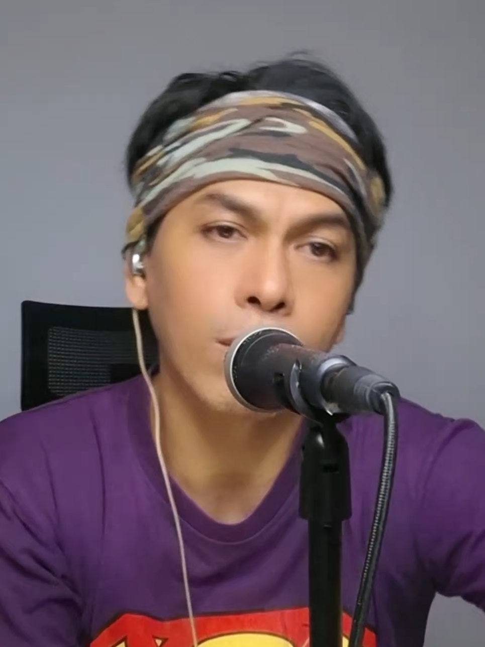@Toni
