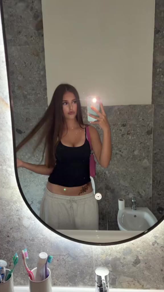 @𝑅𝑒𝒶
