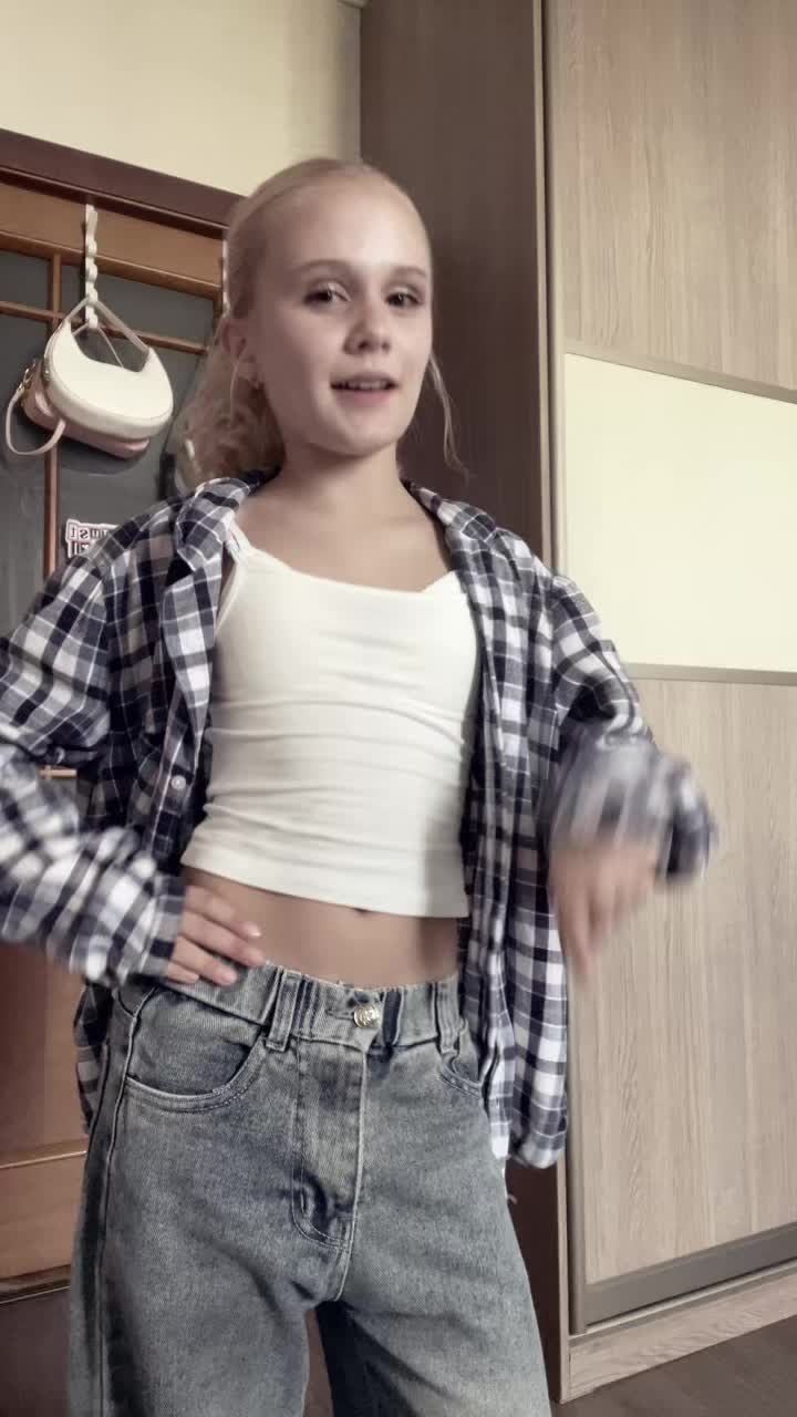 @✧.*mavrii ✧.*