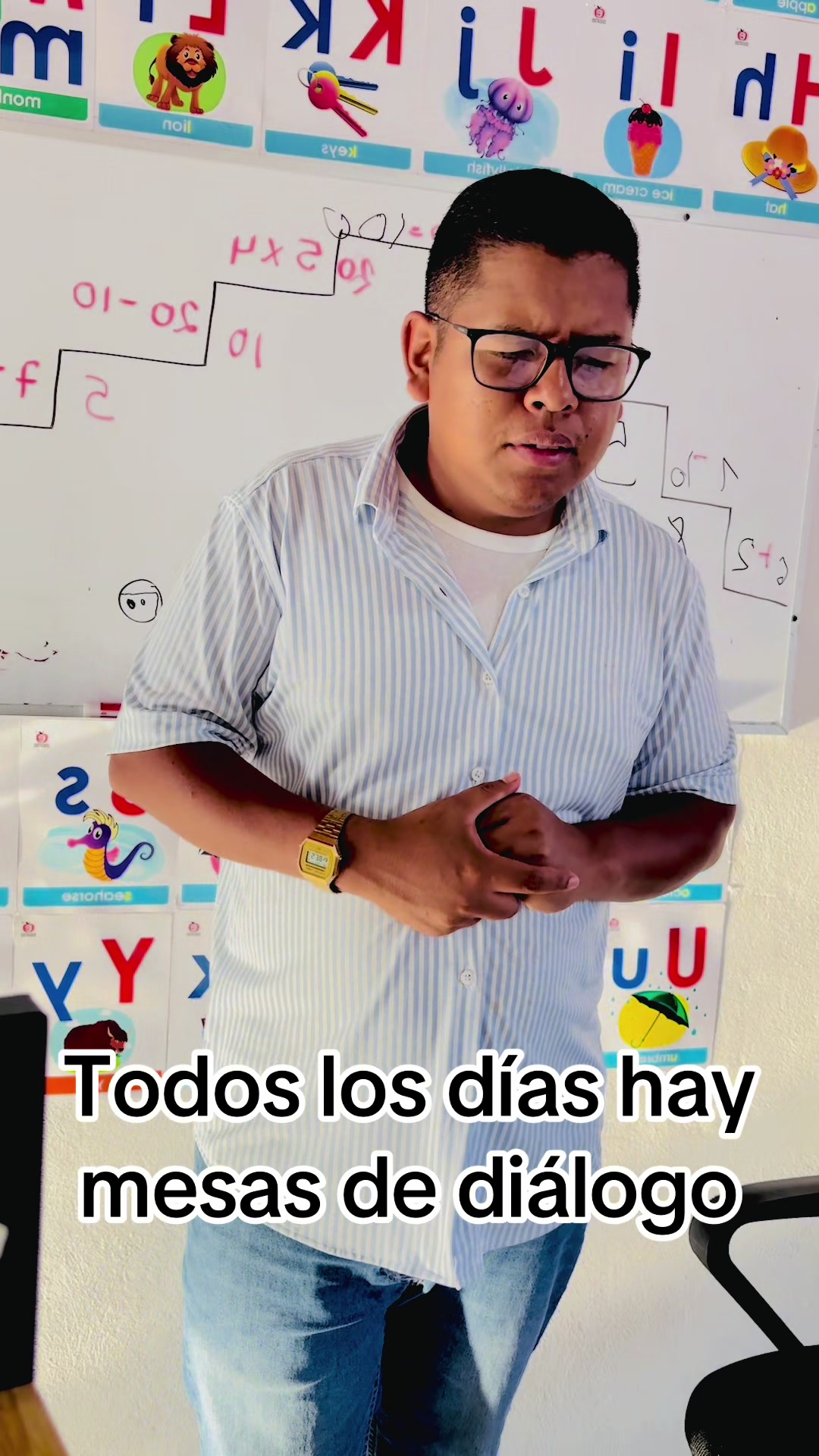 @El Maestro Rom&aacute;n 👨&zwj;🏫