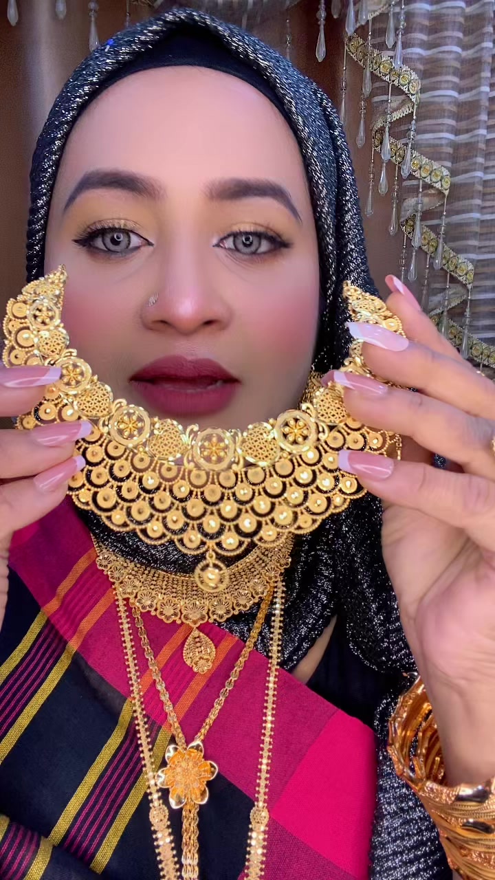 @labonyasfashion&jewellery