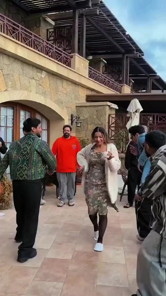 @Jasmine Sandlas