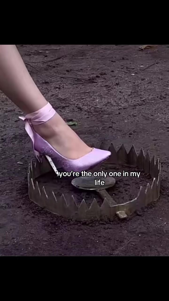 @🦖