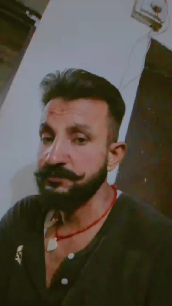 @🦅it's Malik🦅 faisalabadi☠️