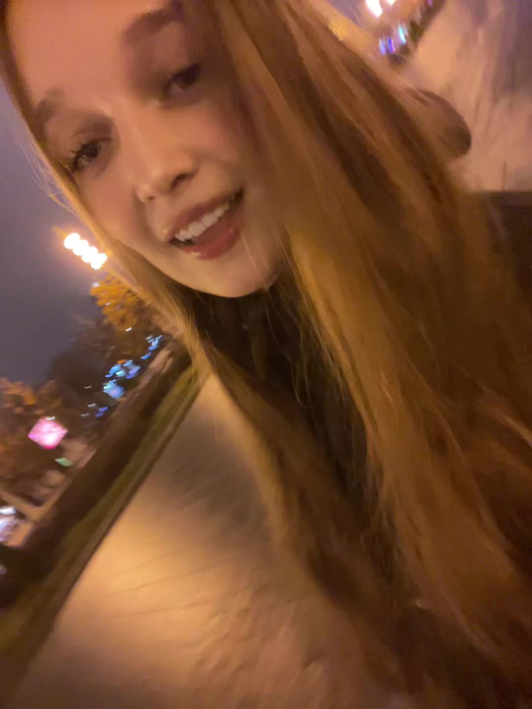 @лилу