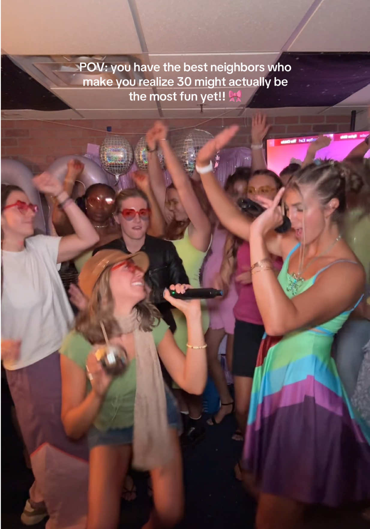 @lindsforthegirls