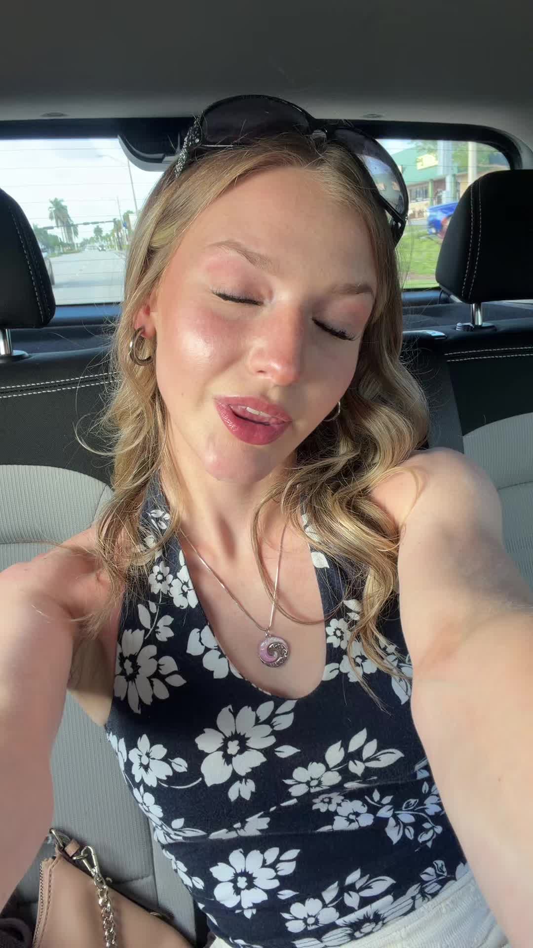 @emma lemme ding dong