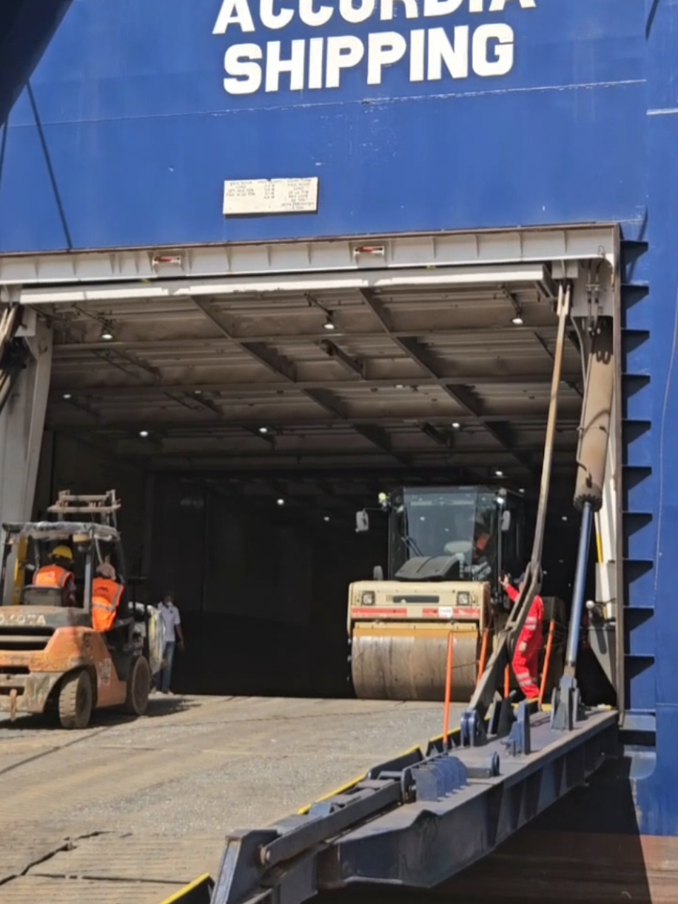 @AccordiaShipping  (Mirago&acirc;ne)