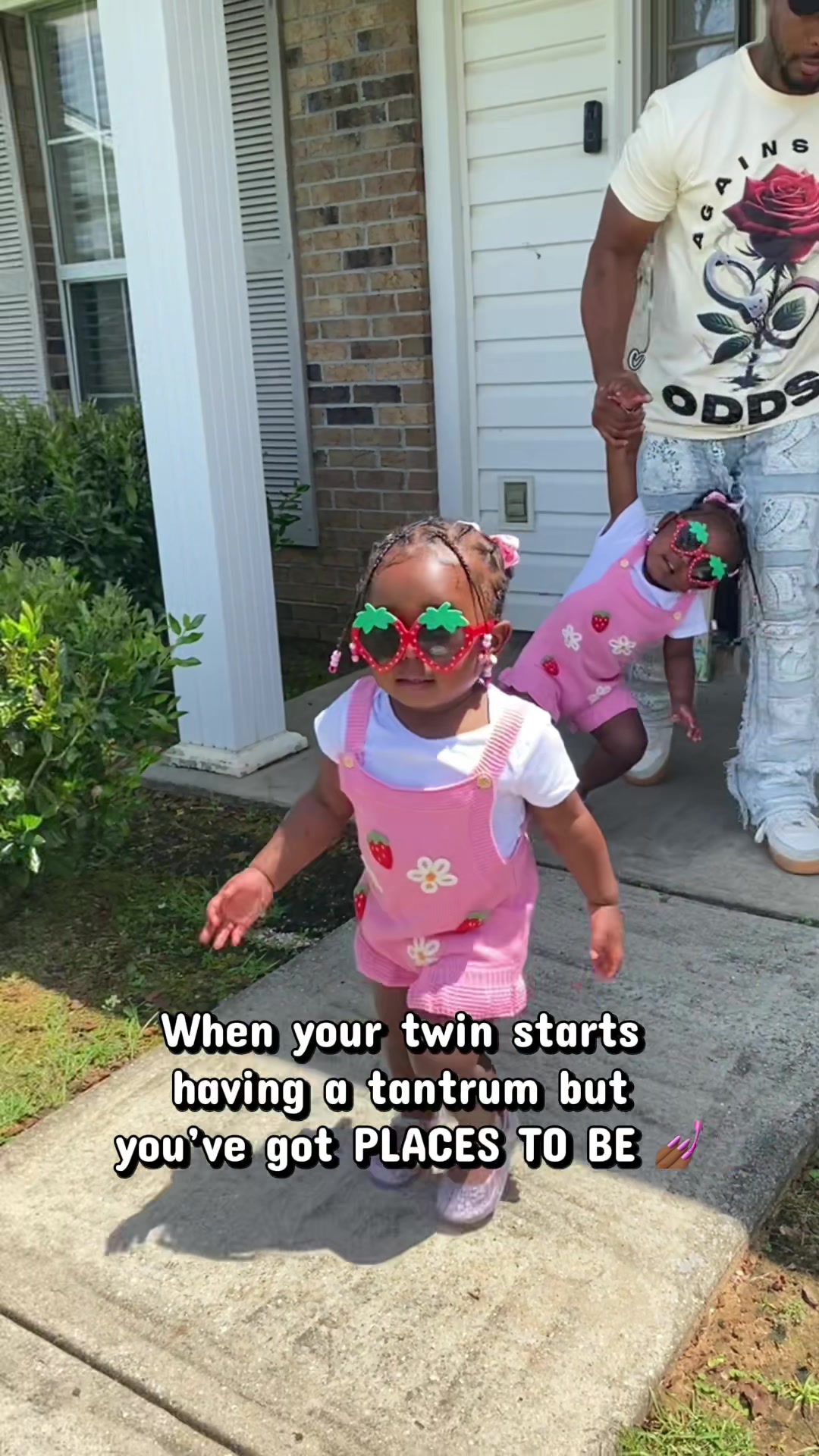 @twintasticpartyofsix