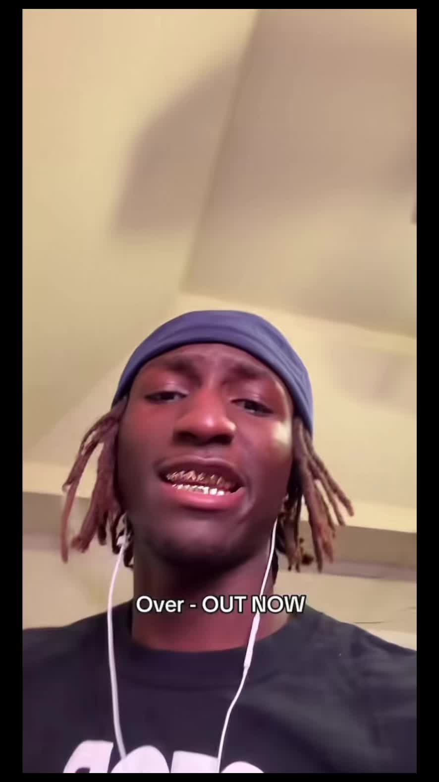 @youvsdaundrgrnd