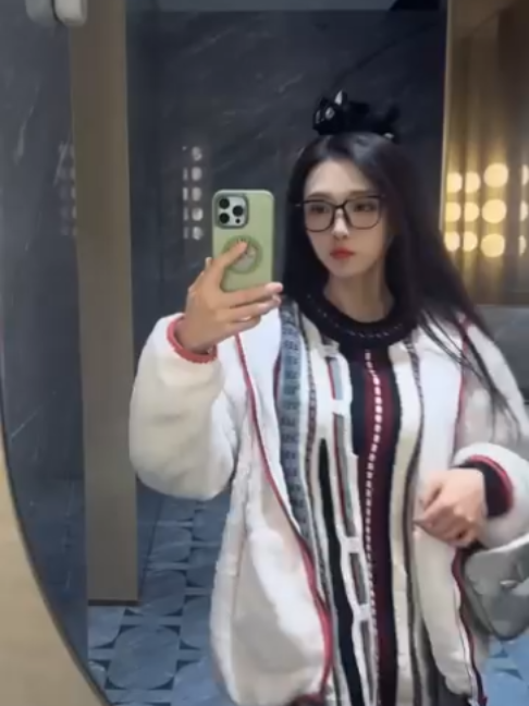 @Tỷ Tỷ Cosplay ✨
