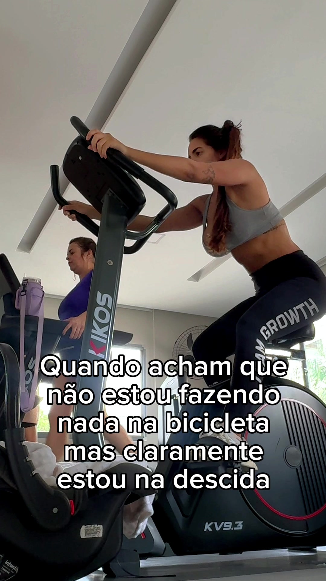 @alinemenezess26