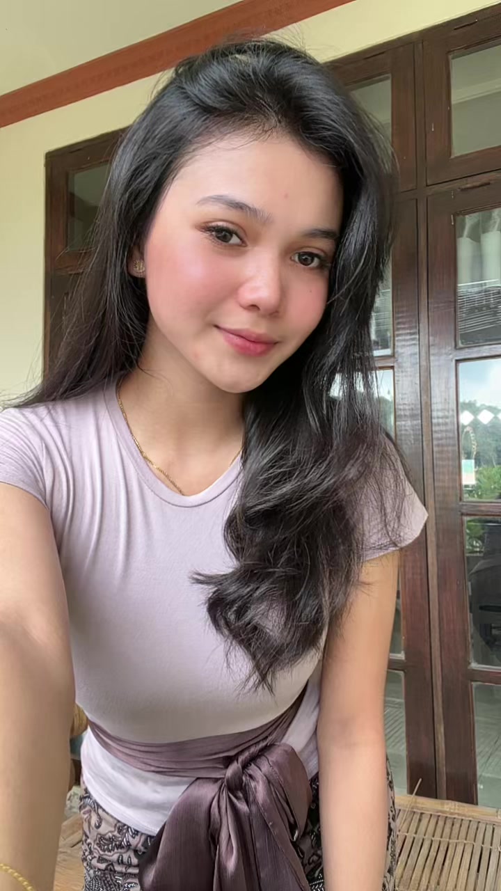 @ellaa