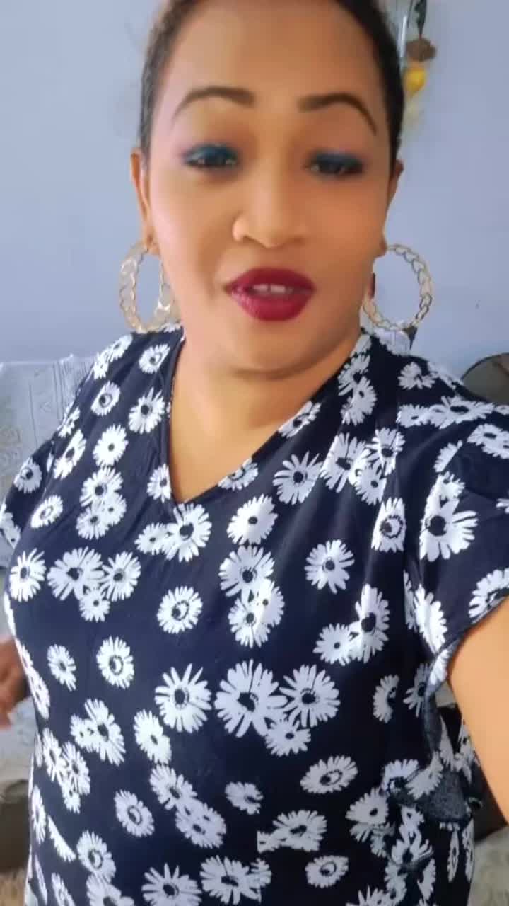 @Brinda_๐