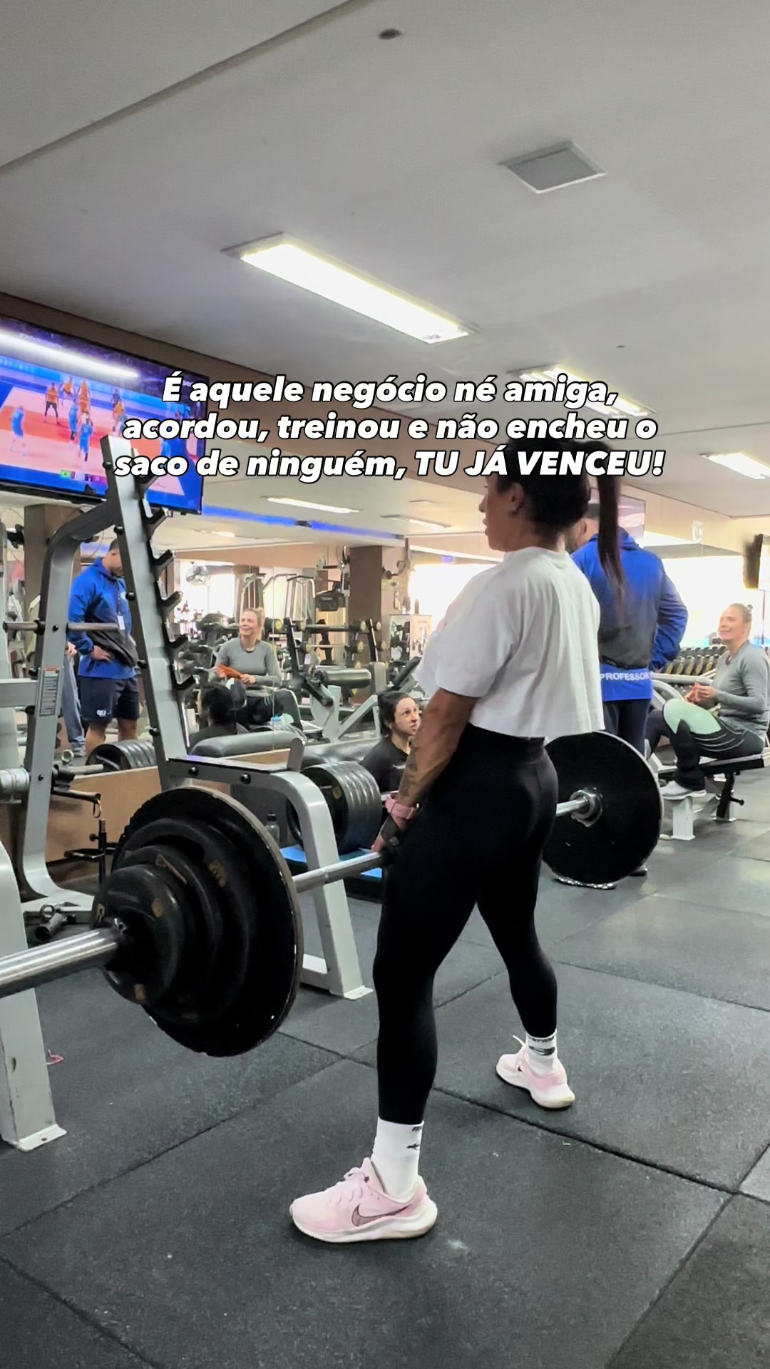 @Viviana Anny