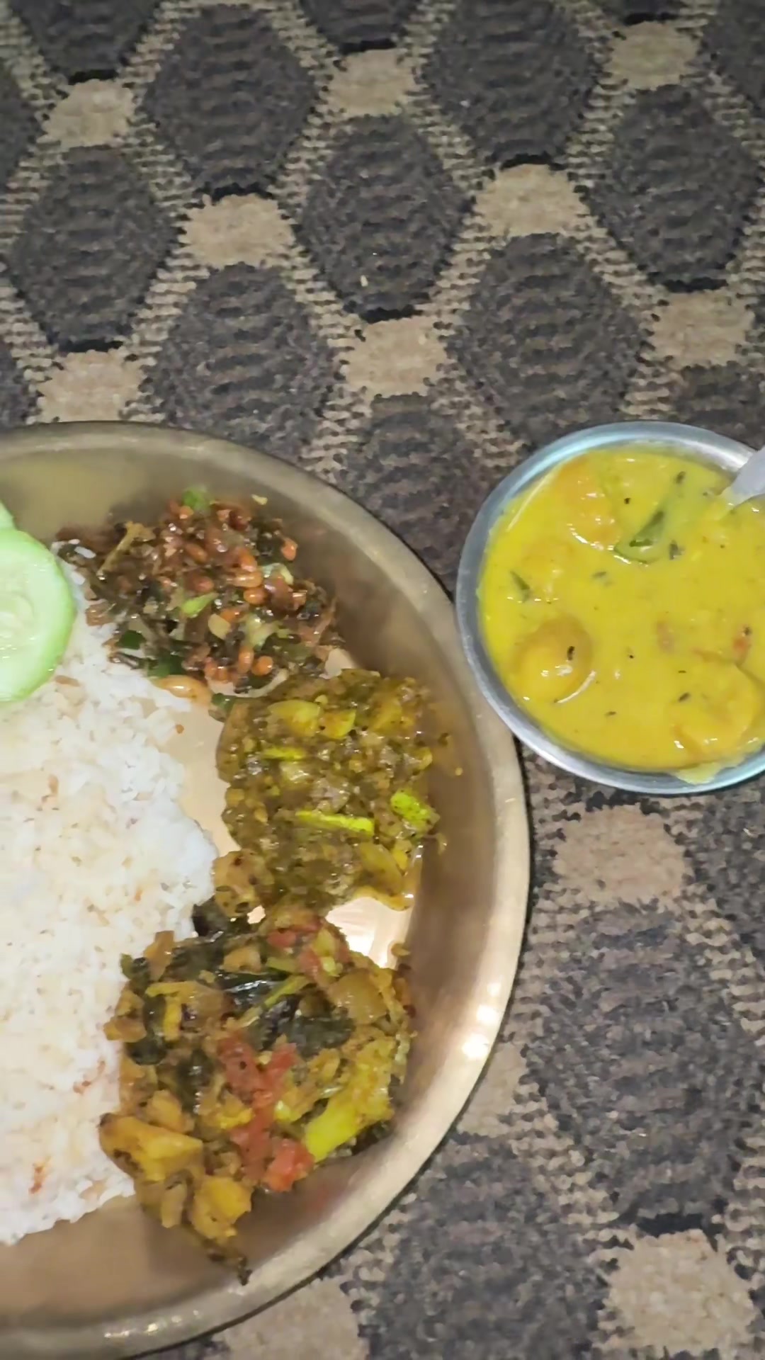 @बिन्दु🧿