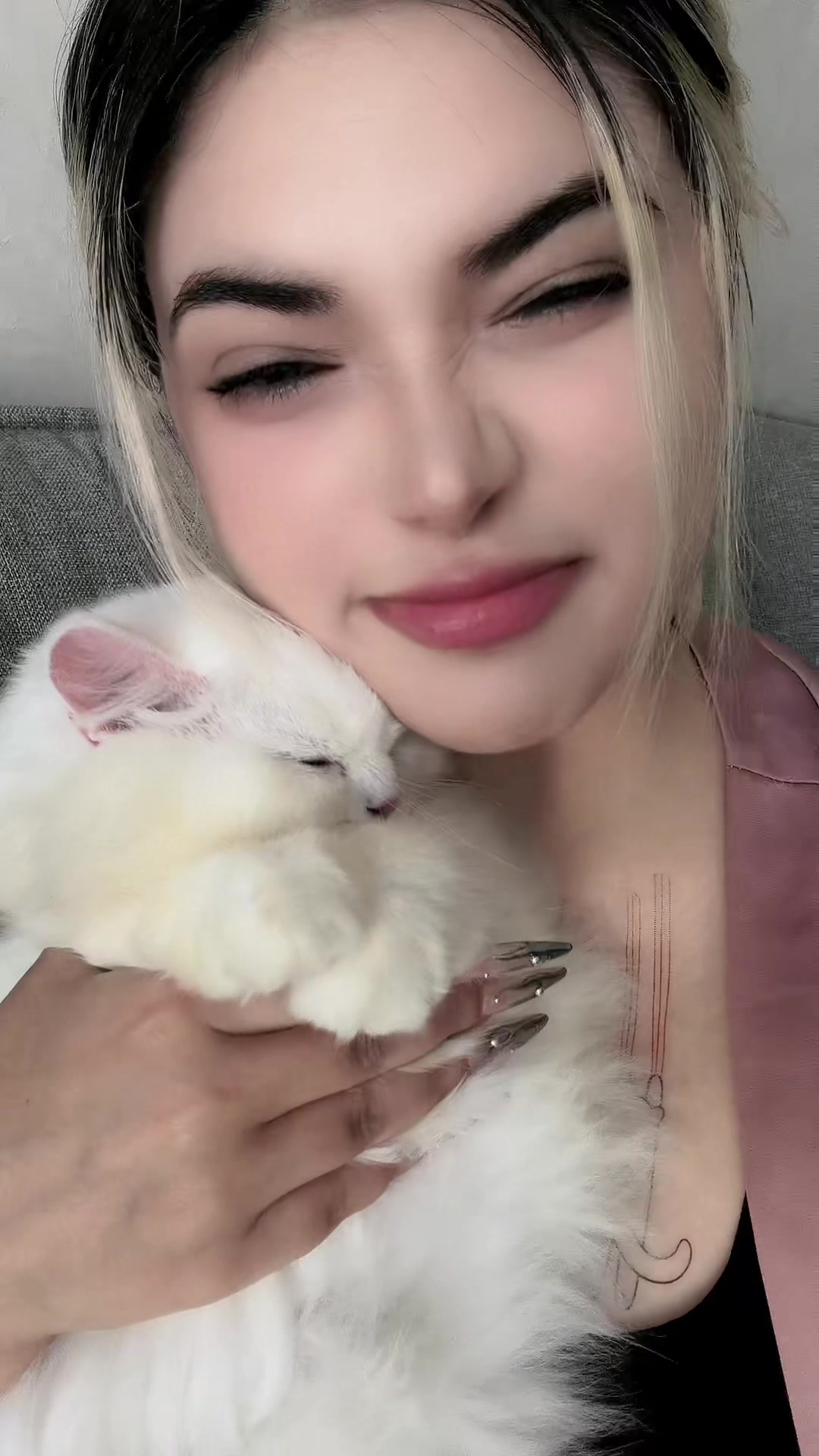 @_luna6_