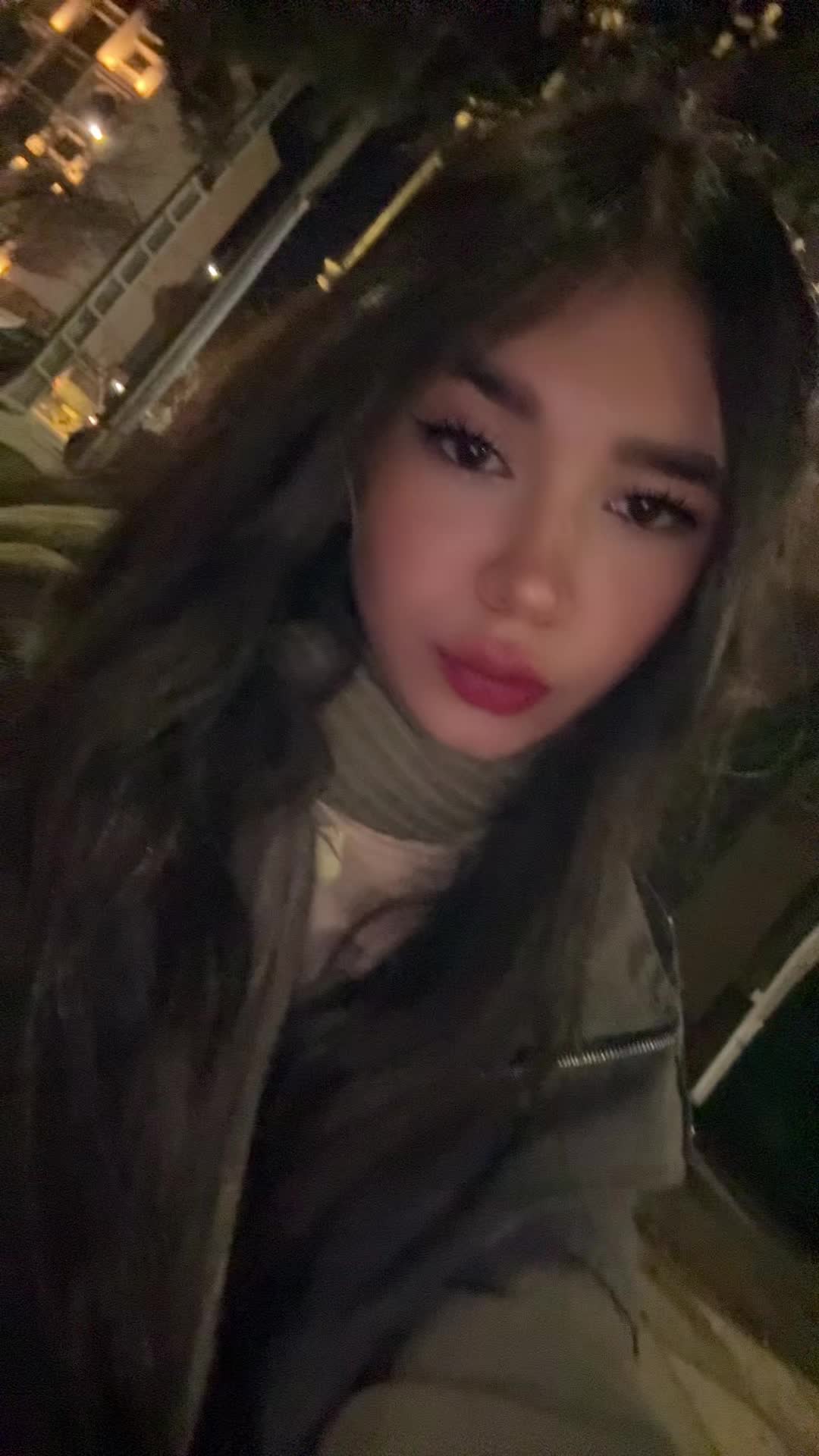 @Hana